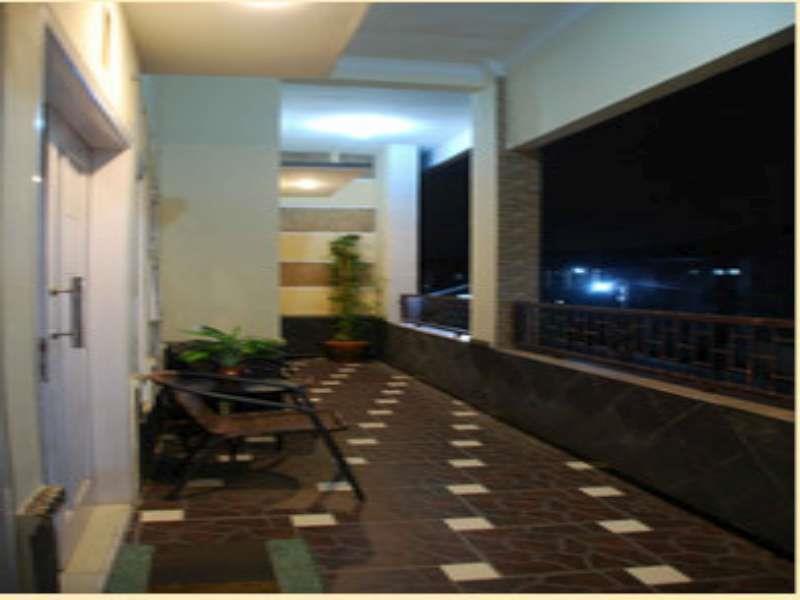 Griya Nelwan Guest House Malang Eksteriør billede